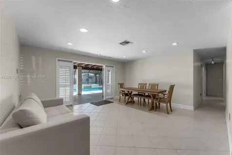 11401 SW 102nd Avenue Miami FL 33176
