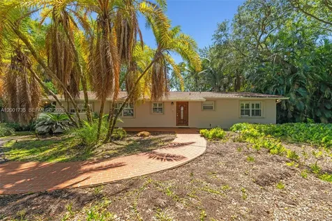 11401 SW 102nd Avenue Miami FL 33176