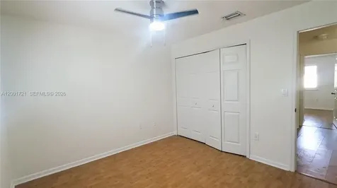 213 E Forest Oak Circle Davie FL 33325