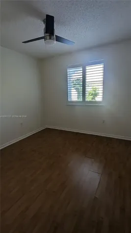 213 E Forest Oak Circle Davie FL 33325