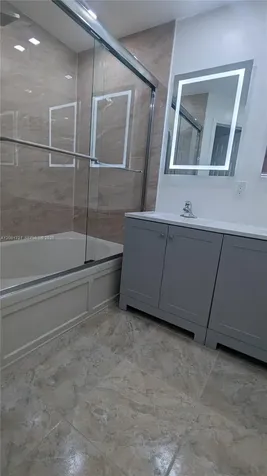 213 E Forest Oak Circle Davie FL 33325