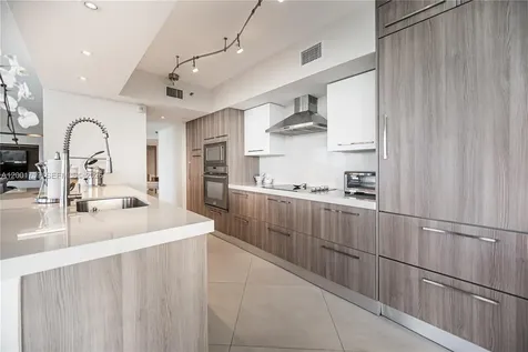 16485 Collins Avenue Sunny Isles Beach FL 33160