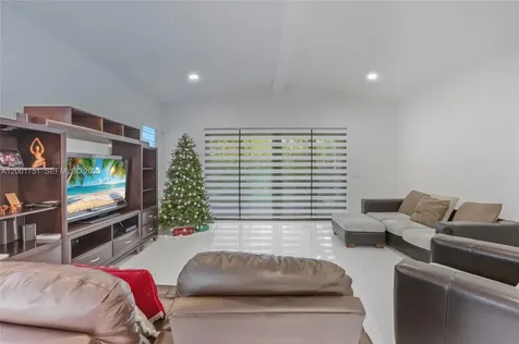 9220 E Meridian Drive Parkland FL 33076