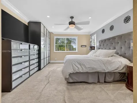 567 Live Oak Lane Weston FL 33327