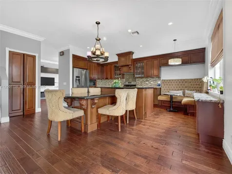 567 Live Oak Lane Weston FL 33327