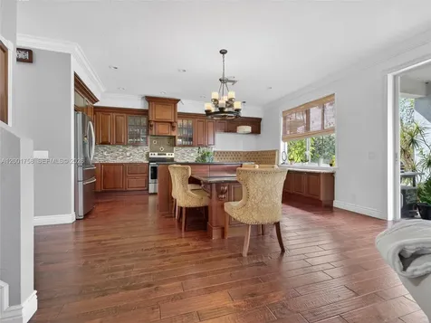 567 Live Oak Lane Weston FL 33327