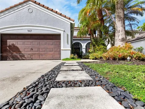 567 Live Oak Lane Weston FL 33327