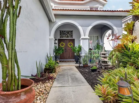 567 Live Oak Lane Weston FL 33327