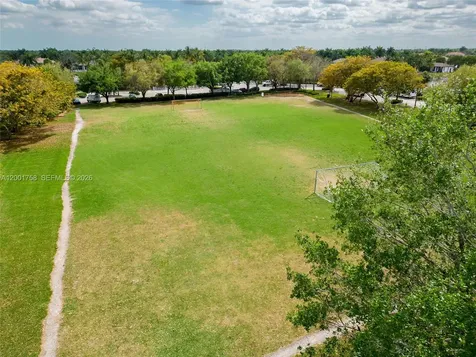 567 Live Oak Lane Weston FL 33327