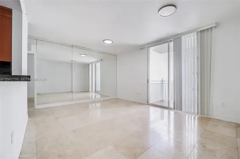 185 SE 14th Terrace Miami FL 33131