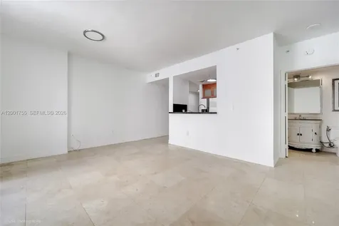 185 SE 14th Terrace Miami FL 33131