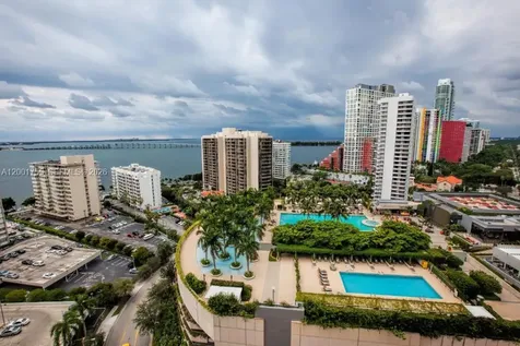 185 SE 14th Terrace Miami FL 33131