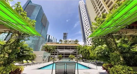 185 SE 14th Terrace Miami FL 33131