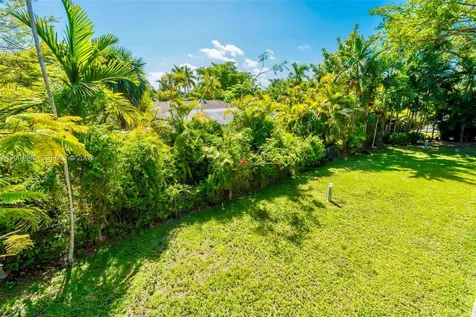 15391 S Dixie Highway 60 Highway Palmetto Bay FL 33157