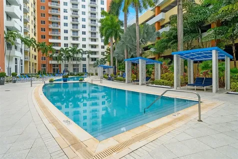 2775 NE 187th Street Aventura FL 33180