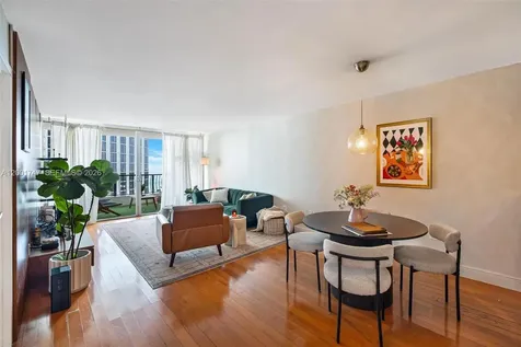 555 NE 15th Street Miami FL 33132