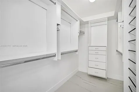 230 Cranwood Drive Key Biscayne FL 33149