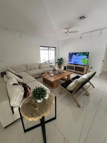 230 Cranwood Drive Key Biscayne FL 33149
