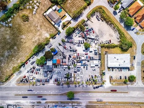 22901 S Federal Highway (So Dixie Hwy) Miami FL 33170