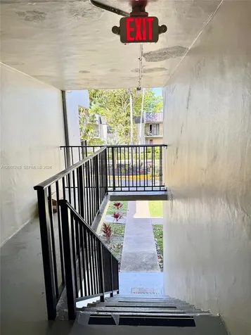 10403 N Kendall Drive Miami FL 33176