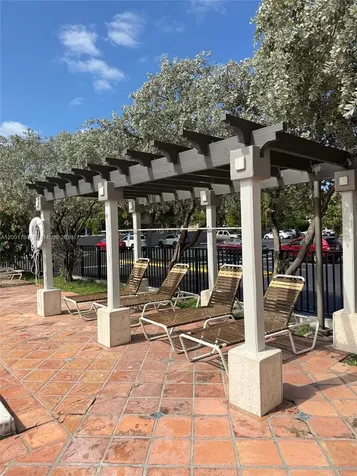 10403 N Kendall Drive Miami FL 33176