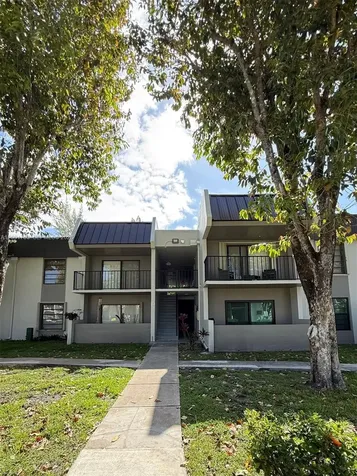 10403 N Kendall Drive Miami FL 33176