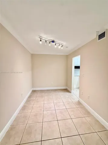 10403 N Kendall Drive Miami FL 33176