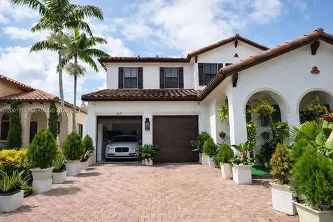 8537 NW 39th Court Cooper City FL 33024