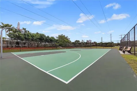 8537 NW 39th Court Cooper City FL 33024