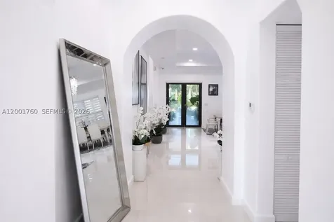 8537 NW 39th Court Cooper City FL 33024