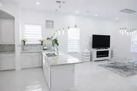 8537 NW 39th Court Cooper City FL 33024