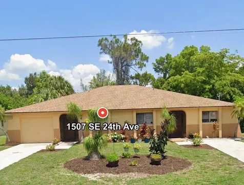 1507 1509 SE 24th Avenue Cape Coral FL 33990