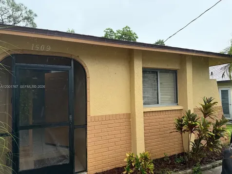 1507 1509 SE 24th Avenue Cape Coral FL 33990