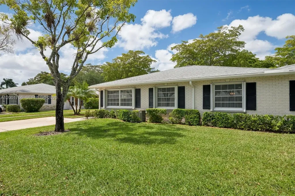 10125 S 44th Avenue S Boynton Beach FL 33436