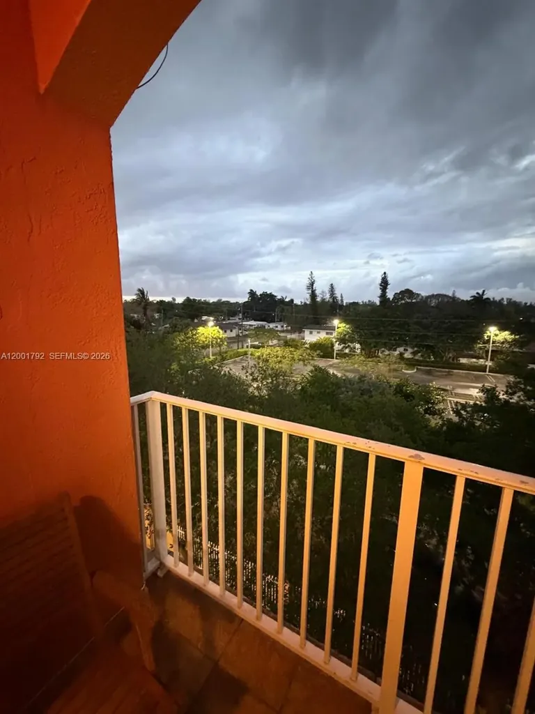 1300 NE 109th Street Miami FL 33161