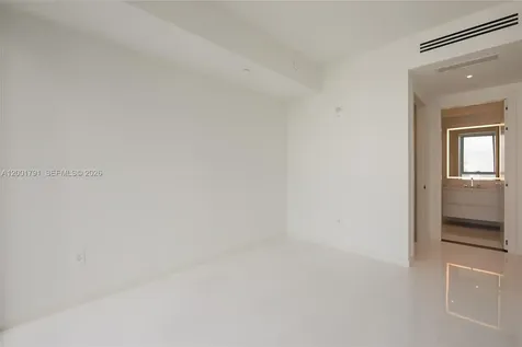 300 Biscayne Boulevard Way Miami FL 33131