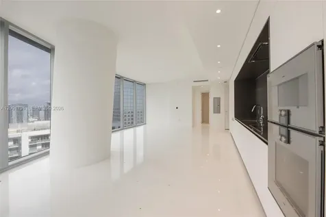 300 Biscayne Boulevard Way Miami FL 33131