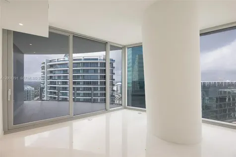 300 Biscayne Boulevard Way Miami FL 33131