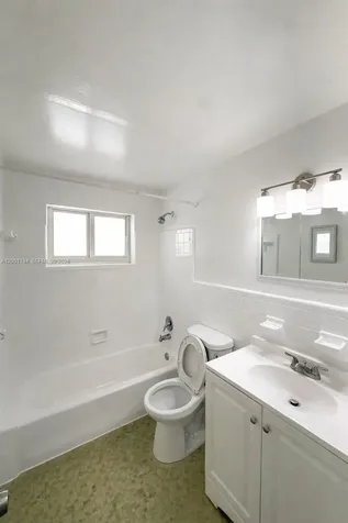 935 Bay Drive Miami Beach FL 33141