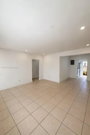 935 Bay Drive Miami Beach FL 33141