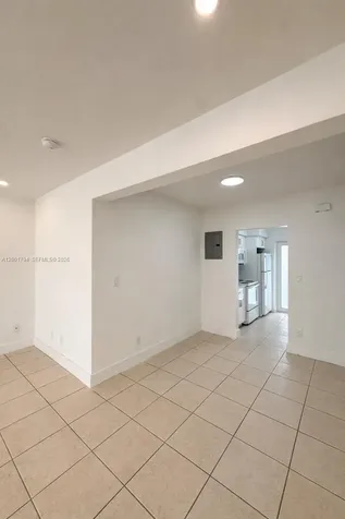 935 Bay Drive Miami Beach FL 33141