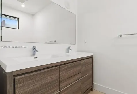 4130 N Oak Place Dania Beach FL 33314