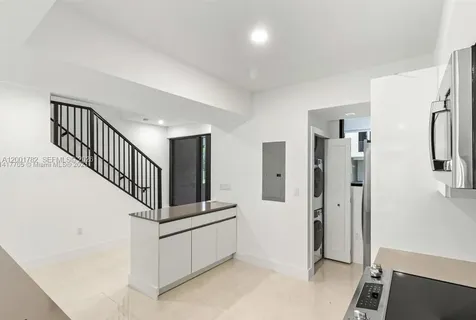 4130 N Oak Place Dania Beach FL 33314