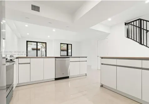 4130 N Oak Place Dania Beach FL 33314