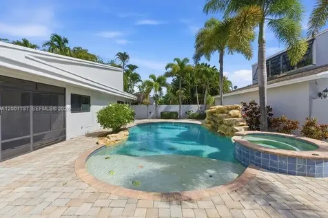400 NW 78th Avenue Plantation FL 33324