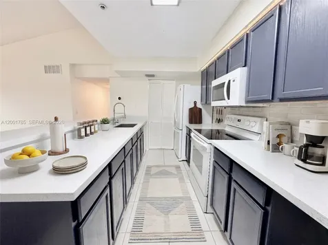 9905 Westwood Drive Tamarac FL 33321