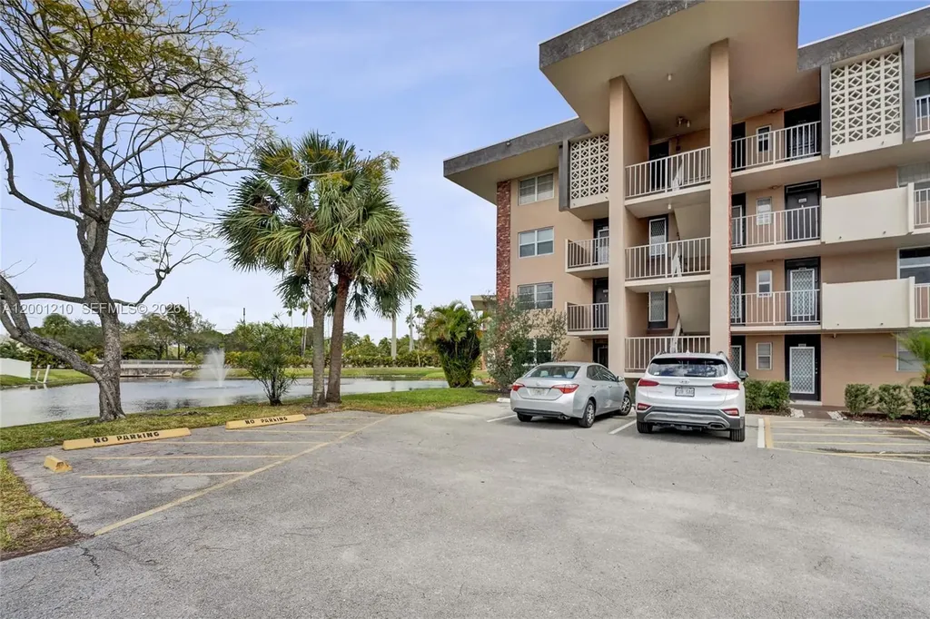 3051 NW 46th Avenue Lauderdale Lakes FL 33313