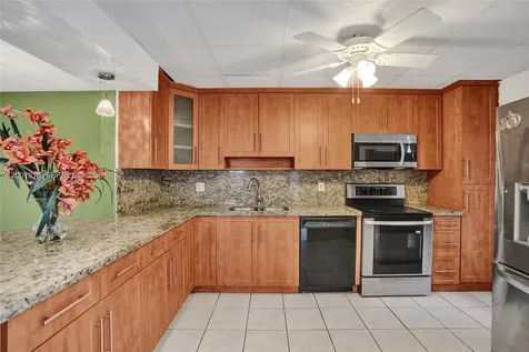 3051 NW 46th Avenue Lauderdale Lakes FL 33313