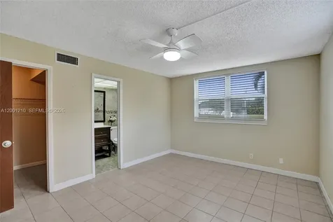 3051 NW 46th Avenue Lauderdale Lakes FL 33313