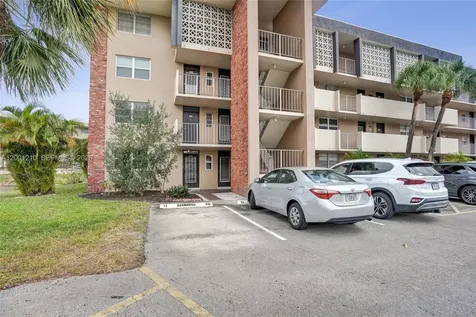 3051 NW 46th Avenue Lauderdale Lakes FL 33313